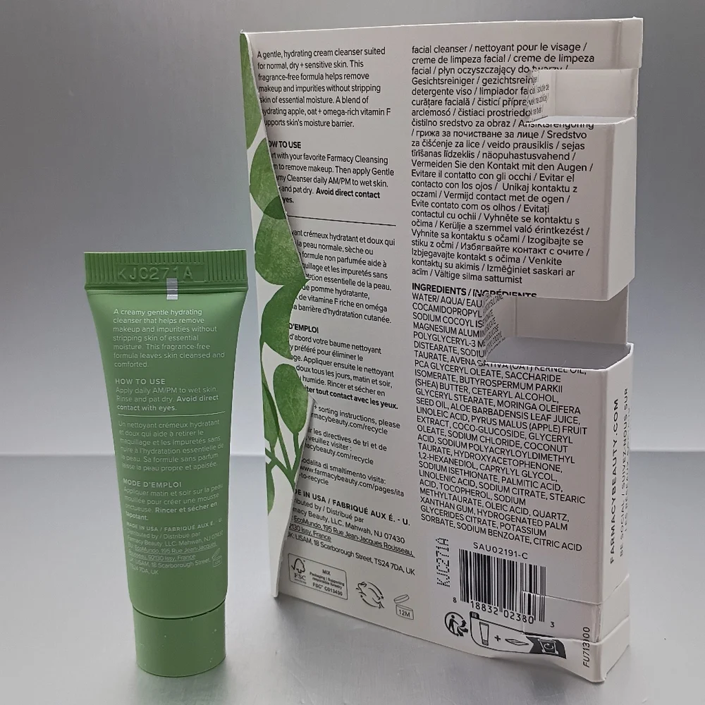5 For $25 Item🌸 Farmacy Green Clean Gentle Creamy Cleanser - Picture 2 of 2